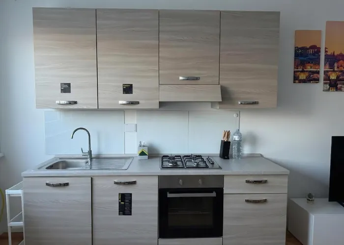 Appartamento Modern Near Tiburtina Station By Rhr Roma