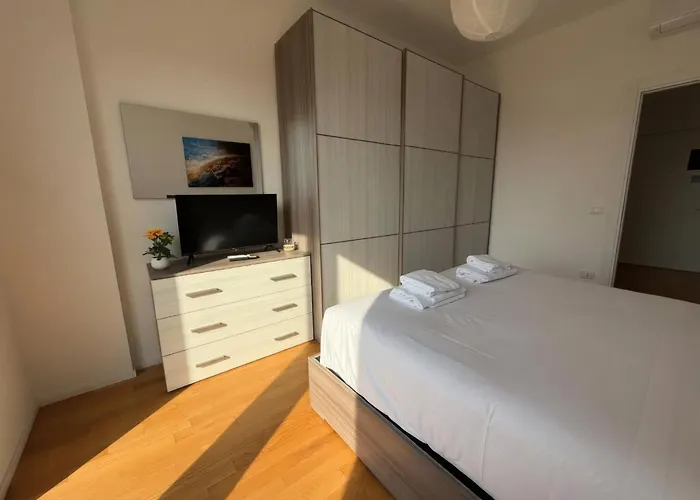 Appartamento Modern Near Tiburtina Station By Rhr Roma